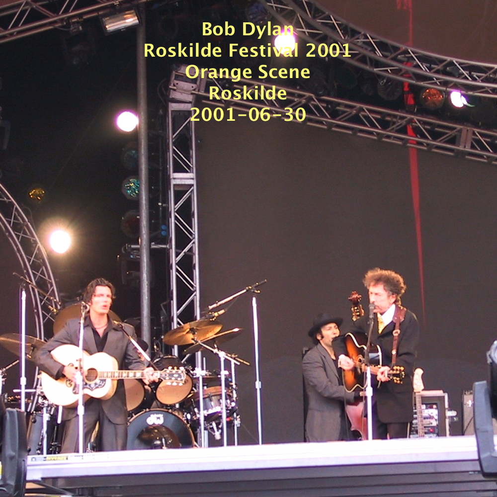 BobDylan2001-06-30RoskildeFestivalDenmark (1).jpg